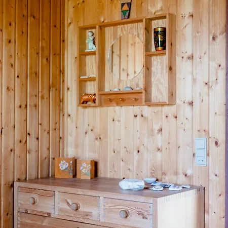 Dom wakacyjny Family In Heather-clad Landscape Fjerritslev