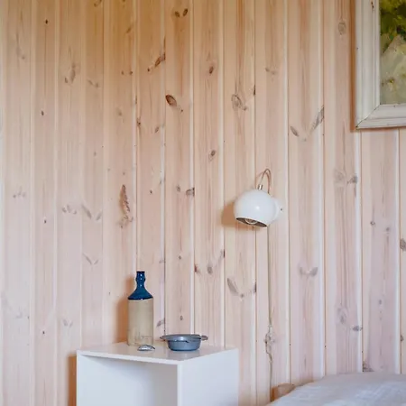 Dom wakacyjny Family In Heather-clad Landscape Fjerritslev